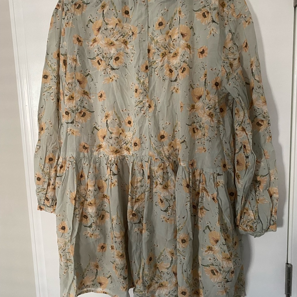 H&M Flowy Spring Dress - Picture 5 of 5